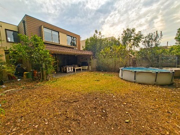 Venta / Casa / Colina