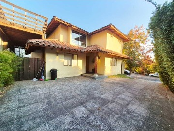 Casa en venta en Casa en venta bajo el valor tasacion (164254), Huechuraba - 5 dormitorios