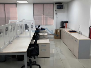 Oficina en arriendo mensual en Se arrienda oficina en Avenida Brasil. (164566), Antofagasta - 2 baños
