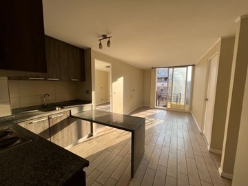 Departamento en venta en Morande / Rosas, Santiago - 2 dormitorios, 2 baños