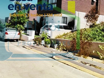 Casa en venta en Casa Estilo Mediterráneo en Condominio los Pinos, Quilpué - 3 dormitorios, 3 baños