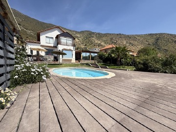 Casa en venta en Lomas de lo aguirre, Pudahuel - 4 dormitorios, 4 baños