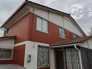 Casa en arriendo mensual en Calcuripe 1760, La Florida - 3 dormitorios, 2 baños