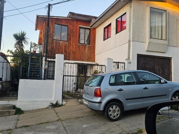 Casa en venta en Manuel Rodríguez, Viña del Mar - 7 dormitorios, 4 baños