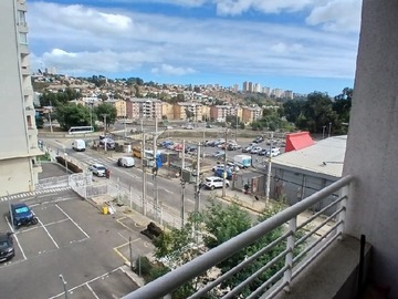 Departamento en arriendo mensual en Frente a supermercado acuenta, Viña del Mar - 2 dormitorios, 1 baño