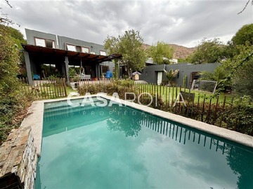 Casa en venta en La reserva, Colina - 5 dormitorios, 4 baños