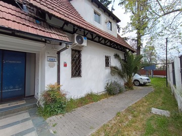 Oficina en venta en Valenzuela Castillo/Manuel Montt, Providencia - 8 dormitorios, 7 baños