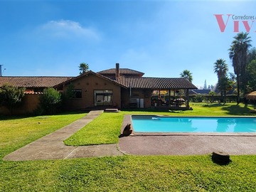Casa en venta en Condominio Raíces de Zapallar, Curicó - 7 dormitorios, 7 baños