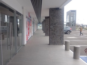 Local Comercial en arriendo mensual en Blanca estela con av magallanes, Concón - 1 baño