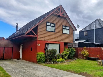 Casa en venta en Pasaje Aconcagua, Puerto Montt - 4 dormitorios, 3 baños