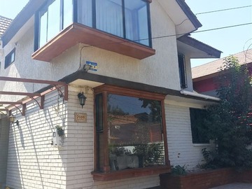 Casa en venta en Sector el olmo, La Reina - 5 dormitorios, 2 baños