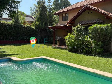 Casa en venta en Chilena, amplios espacios, excelente estado (123068), Huechuraba - 3 dormitorios, 3 baños