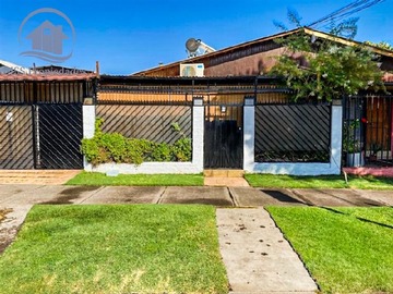 Casa en venta en Metro las mercedes, Puente Alto - 3 dormitorios, 1 baño