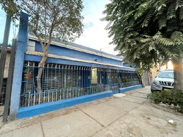 Casa en venta en Paraguay 1805, San Ramón - 2 dormitorios, 1 baño