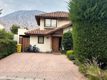 Casa en arriendo mensual en Arriendo Chamisero, entrega inmediata (170050), Colina - 5 dormitorios, 3 baños