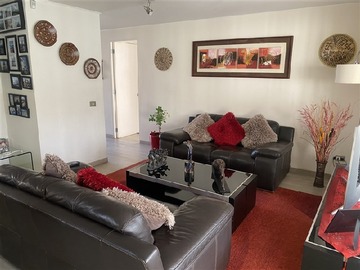Casa en venta en Entre Consistorial y Las Perdices, Peñalolén - 5 dormitorios, 4 baños