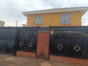 Casa en venta en ., Quillota - 8 dormitorios, 2 baños
