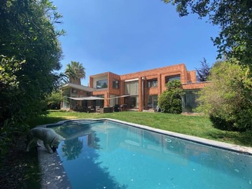 Casa en venta en Alcalde delano, el tranque, la dehesa antigua, Lo Barnechea - 5 dormitorios, 5 baños