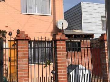 Casa en venta en Gálatas, Puente Alto - 2 dormitorios, 1 baño