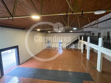 Terreno en venta en Gran Avenida con Lo Blanco, San Bernardo - 8 baños