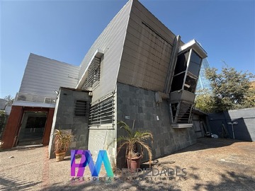 Oficina en arriendo mensual en Los Conquistadores con Los Hidalgos, Providencia - 10 dormitorios, 6 baños