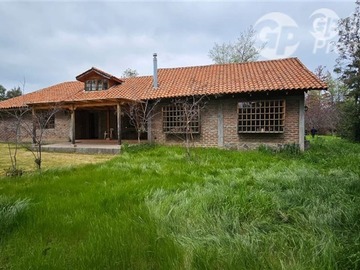 Casa en venta en Reserva la candelaria / san francisco de mostazal 6 dormitorios y 3 baños, Mostazal - 6 dormitorios, 3 baños