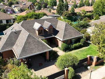 Casa en venta en 37 oriente, Talca - 6 dormitorios, 5 baños