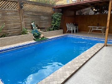 Casa en venta en Joan Miro con Pablo Piccaso, Huechuraba - 5 dormitorios, 5 baños
