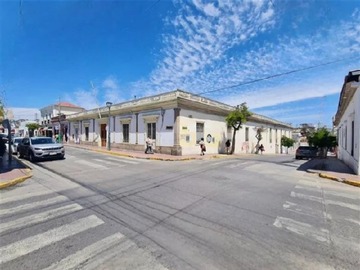 Casa en venta en Pleno centro Eduardo de la Barra, La Serena - 14 dormitorios, 5 baños