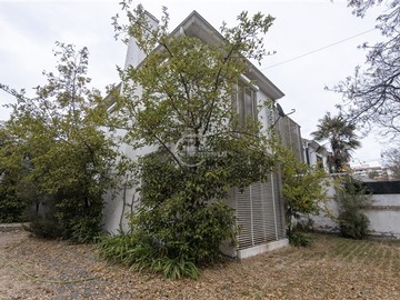 Oficina en venta en Pedro de Valdivia esquina pasaje Toledo, Providencia - 5 dormitorios, 3 baños