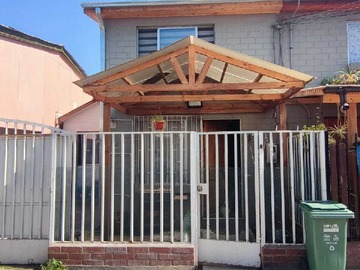 Casa en venta en Hermosa casa estilo moderno (173080), Puente Alto - 2 dormitorios, 2 baños