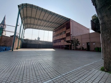 Casa en venta en En venta reconocido colegio de santiago metro cumming, Santiago - 45 dormitorios, 15 baños