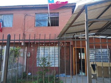 Casa en venta en Del Empresario, Villa Santa Catalina I, Puente Alto - 3 dormitorios, 1 baño