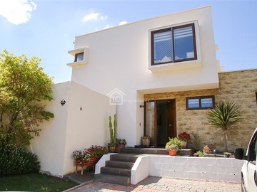 Venta / Casa / Colina