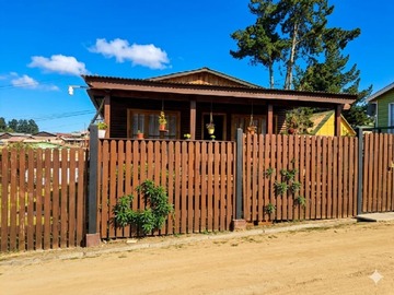 Casa en venta en Los boldos, El Tabo - 3 dormitorios, 1 baño