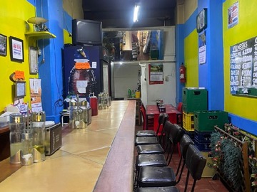 Local Comercial en venta en Arturo prat con av.Matta, Santiago - 2 dormitorios, 2 baños