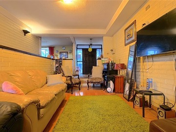 Casa en venta en Hermosa casa en venta, en, Ñuñoa - 6 dormitorios, 6 baños