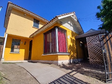 Casa en arriendo mensual en Monte Verde Oriente, Puente Alto - 3 dormitorios, 2 baños