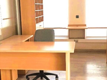 Oficina en venta en Antonio Bellet 120, Providencia - 5 dormitorios, 3 baños