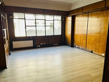 Oficina en venta en Ahumada, Santiago - 2 dormitorios, 2 baños