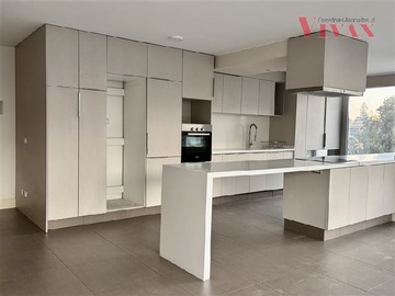 Departamento en arriendo mensual en Arriendo luminoso y moderno departamento 2 dorm! cercano a Parque Arauco, Vitacura, Vitacura - 2 dormitorios, 2 baños