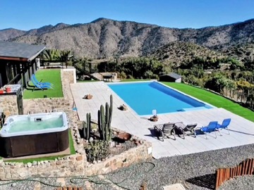 Casa en venta en La aurora, Curacaví - 3 dormitorios, 4 baños