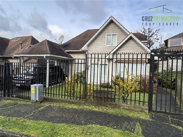 Casa en arriendo mensual en Cercana a calle San Ignacio, Puerto Varas - 4 dormitorios, 4 baños