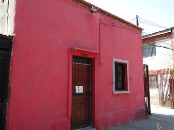 Casa en venta en María Isabel, La Cisterna - 4 dormitorios, 2 baños