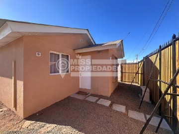 Casa en arriendo mensual en La serena, La Serena - 2 dormitorios, 1 baño
