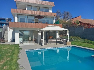 Casa en venta en Casa en Peñuelas con Vista al Mar - Coquimbo (169235), Coquimbo - 5 dormitorios, 5 baños