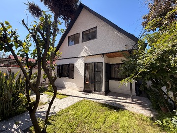 Casa en venta en Tu familia merece espacio: 437 m² de terreno (181020), San Miguel - 6 dormitorios, 3 baños
