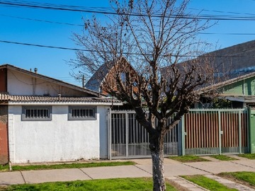 Casa en arriendo mensual en Lo blanco 676, El Bosque - 2 dormitorios, 1 baño