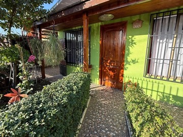 Casa en venta en Villa los jazmines, Padre Hurtado - 5 dormitorios, 3 baños