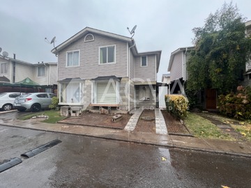 Casa en venta en Las Nieves Orientes, Puente Alto - 4 dormitorios, 3 baños
